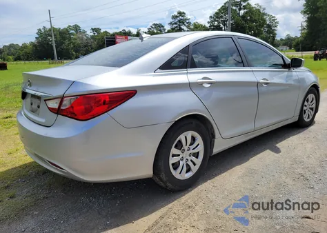 2011 Hyundai Sonata z USA, uszkodzony, nr VIN 5NPEB4AC1BH010509